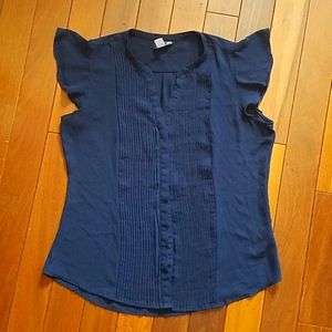 Simply styled by Sears top